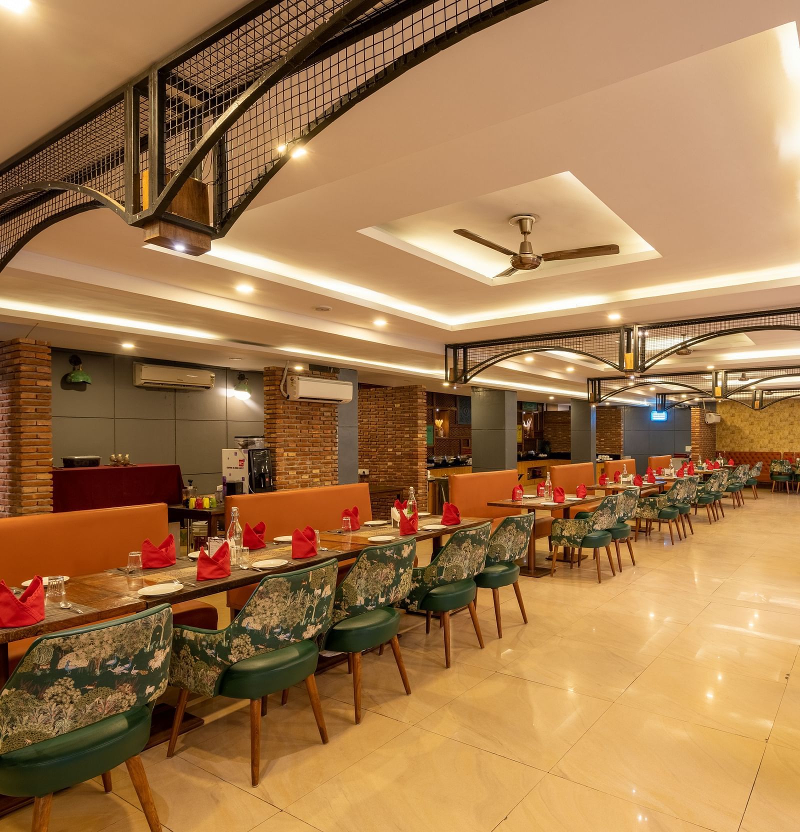 Alpina Restaurant 